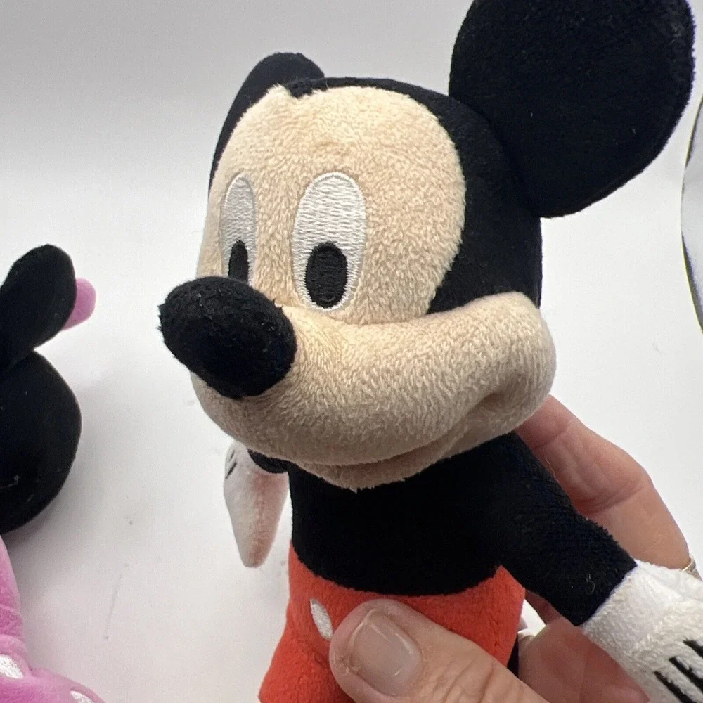 Disney Mickey Mouse And Minnie Mouse Just Play Stuffed Animal Plush‎